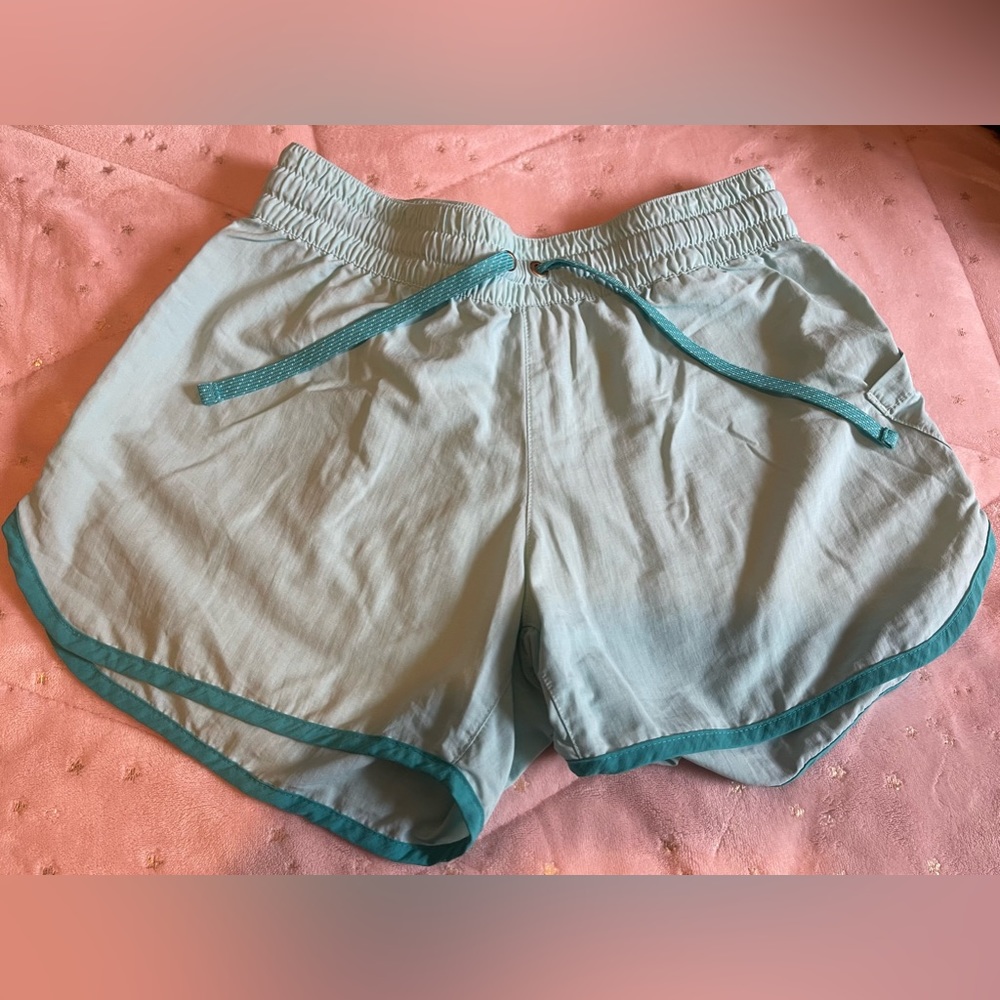 Columbia Women XS short